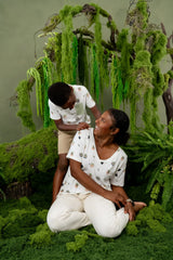 Women's Relaxed Fit V-Neck in Grogu™