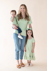 Women's Relaxed Fit V-Neck in Basil