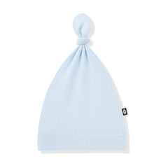 Knotted Cap in Breeze