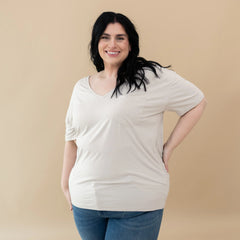 Women’s Relaxed Fit V-Neck in Oat