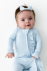 Ribbed Ruffle Zipper Footie in Breeze
