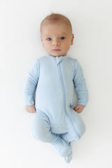 Ribbed Zipper Footie in Breeze