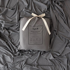 Fitted Sheet with Pillowcases in Charcoal