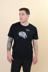 Men's Crew Neck Tee in Millennium Falcon™