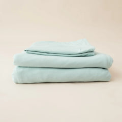 Fitted Sheet with Pillowcases in Sage