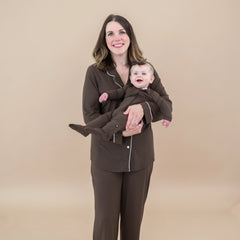 Long-Sleeved Women's Pajama Set in Espresso with Cloud Trim