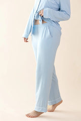 Long-Sleeved Women's Pajama Set in Breeze