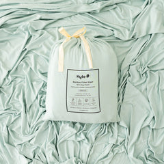 Fitted Sheet with Pillowcases in Sage