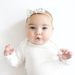 Tiny Nylon Bow in Oat