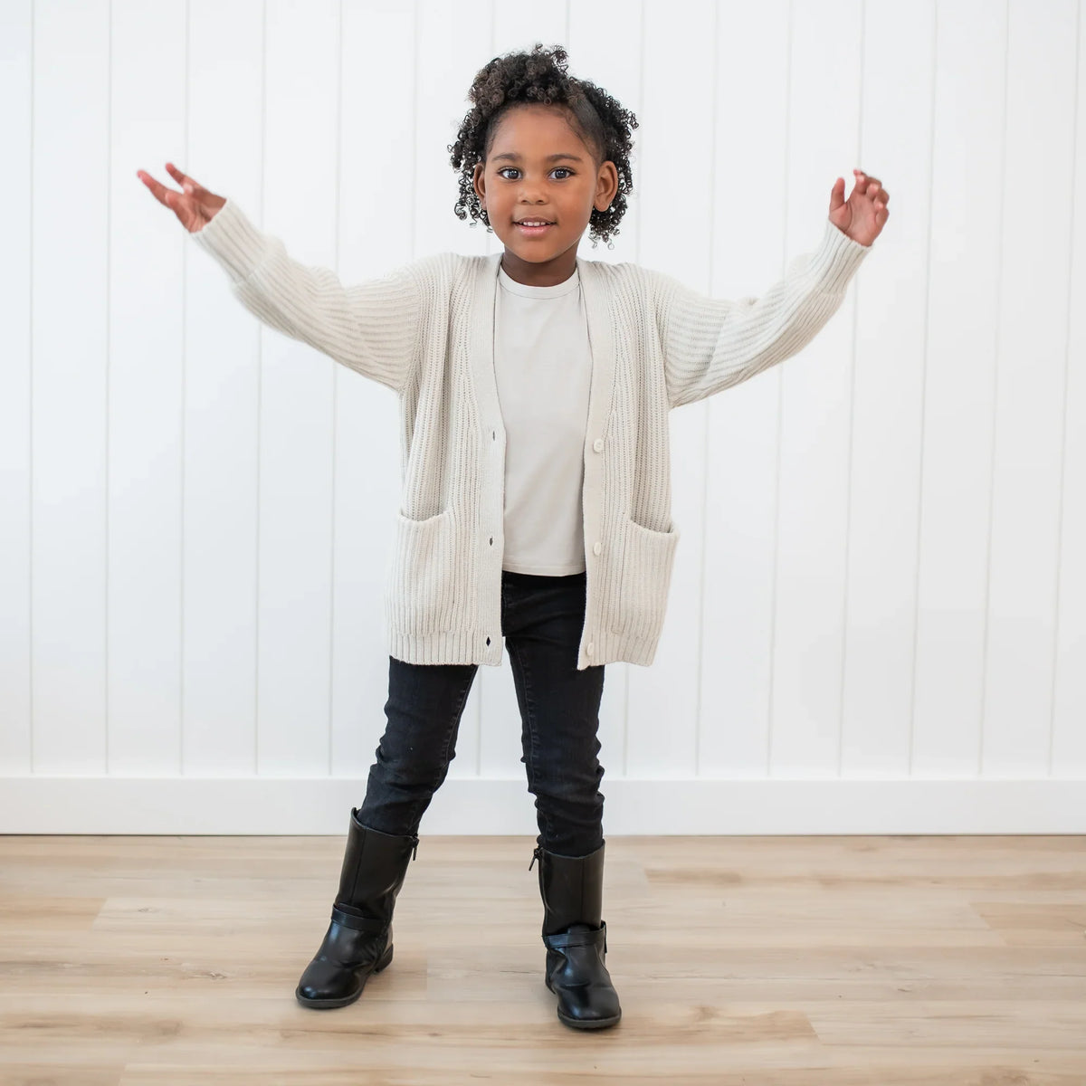 Chunky Knit Oversized Cardigan in Oat