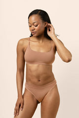 Women's Scoop Neck Bralette in Latte