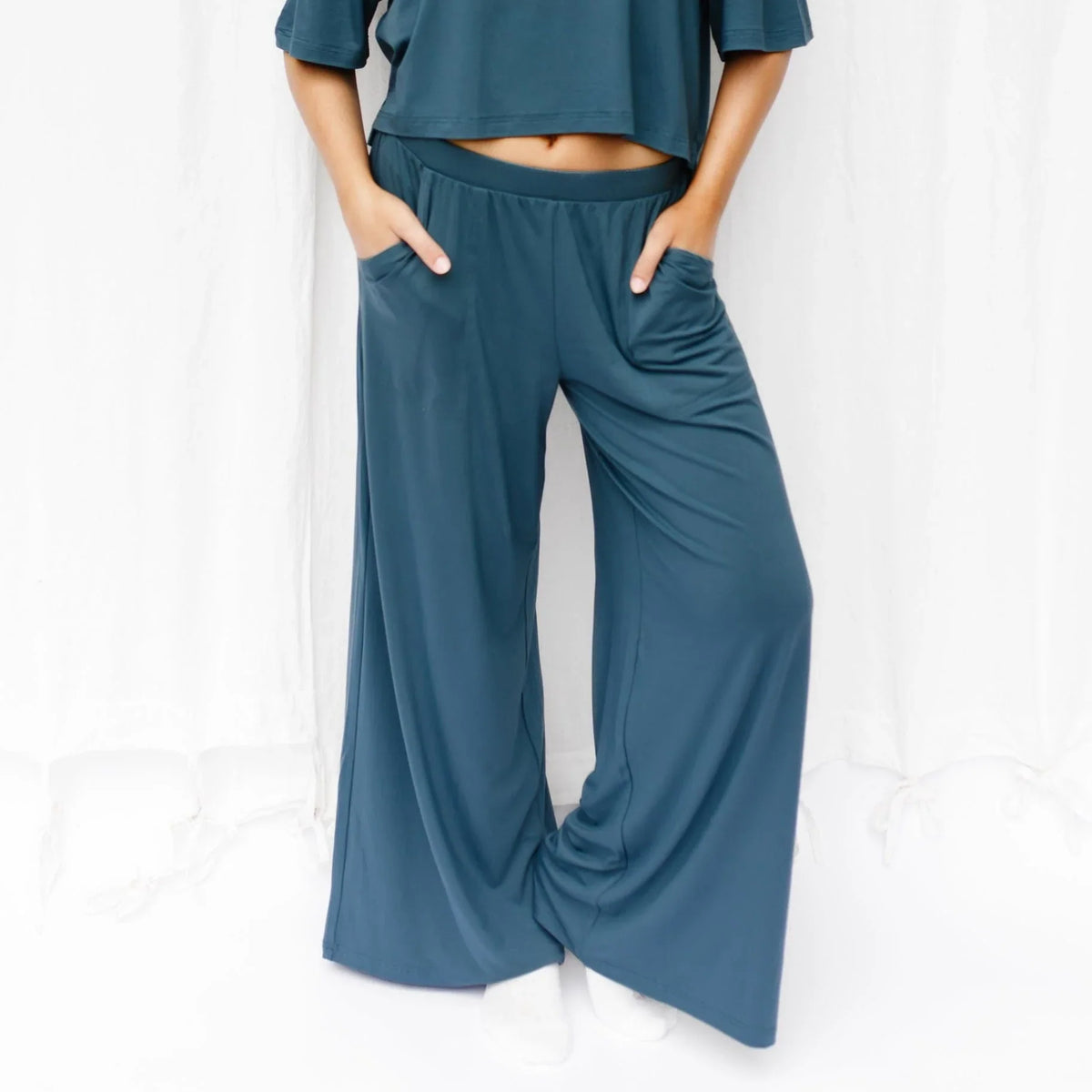 Women's Wide Leg Pant in Atlantic