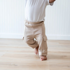 Fleece Cargo Pants in Almond
