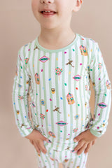 Long Sleeve Pajamas in Honeydukes