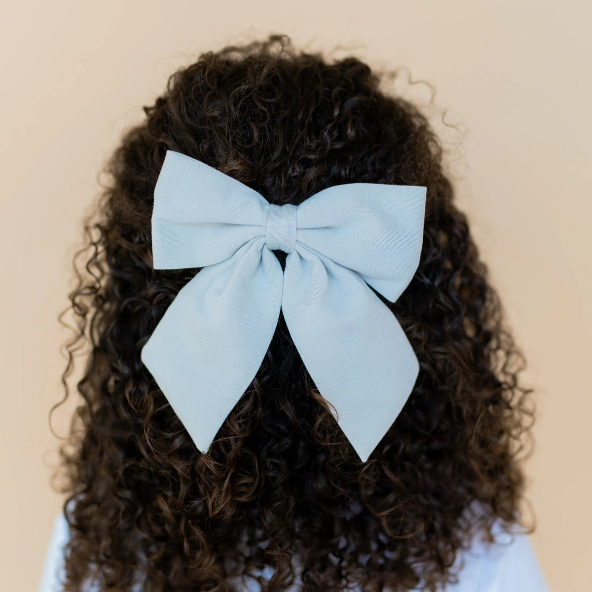Large Alligator Clip Bow in Breeze