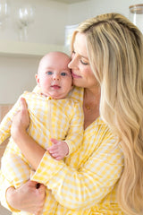 Long-Sleeved Women's Pajama Set in Gingham Chamomile