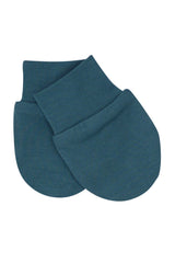 Scratch Mitten in Atlantic