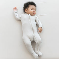 Ribbed Zipper Footie in Oat
